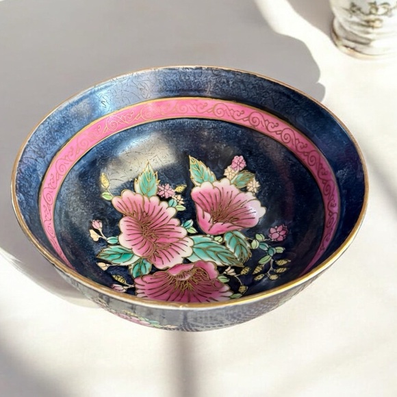 VTG WBI Chinoiserie Enameled Porcelain Rose Punch Bowl - Picture 9 of 11